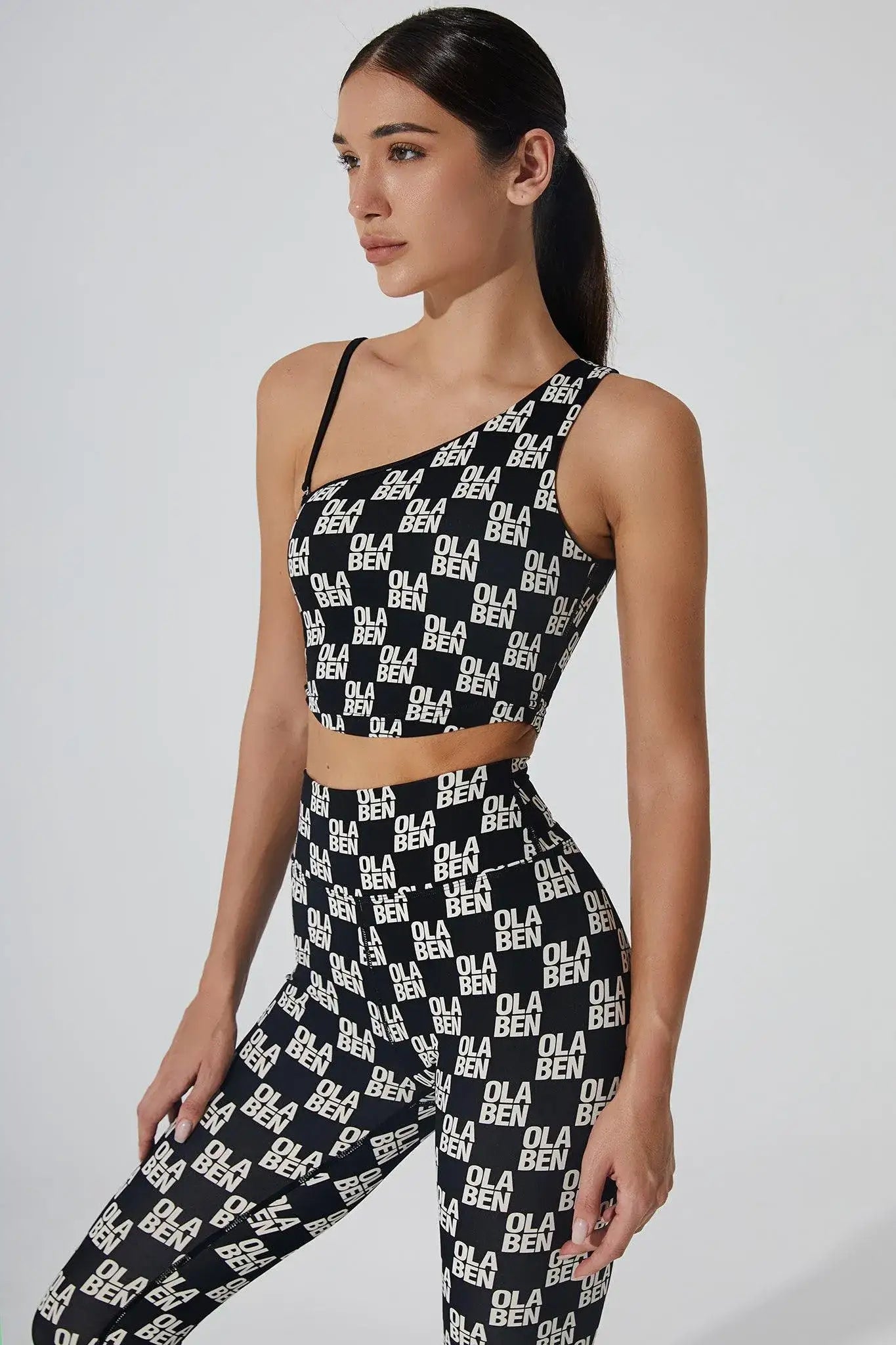 Hazel Monogram Legging - Monogram Black - Olaben