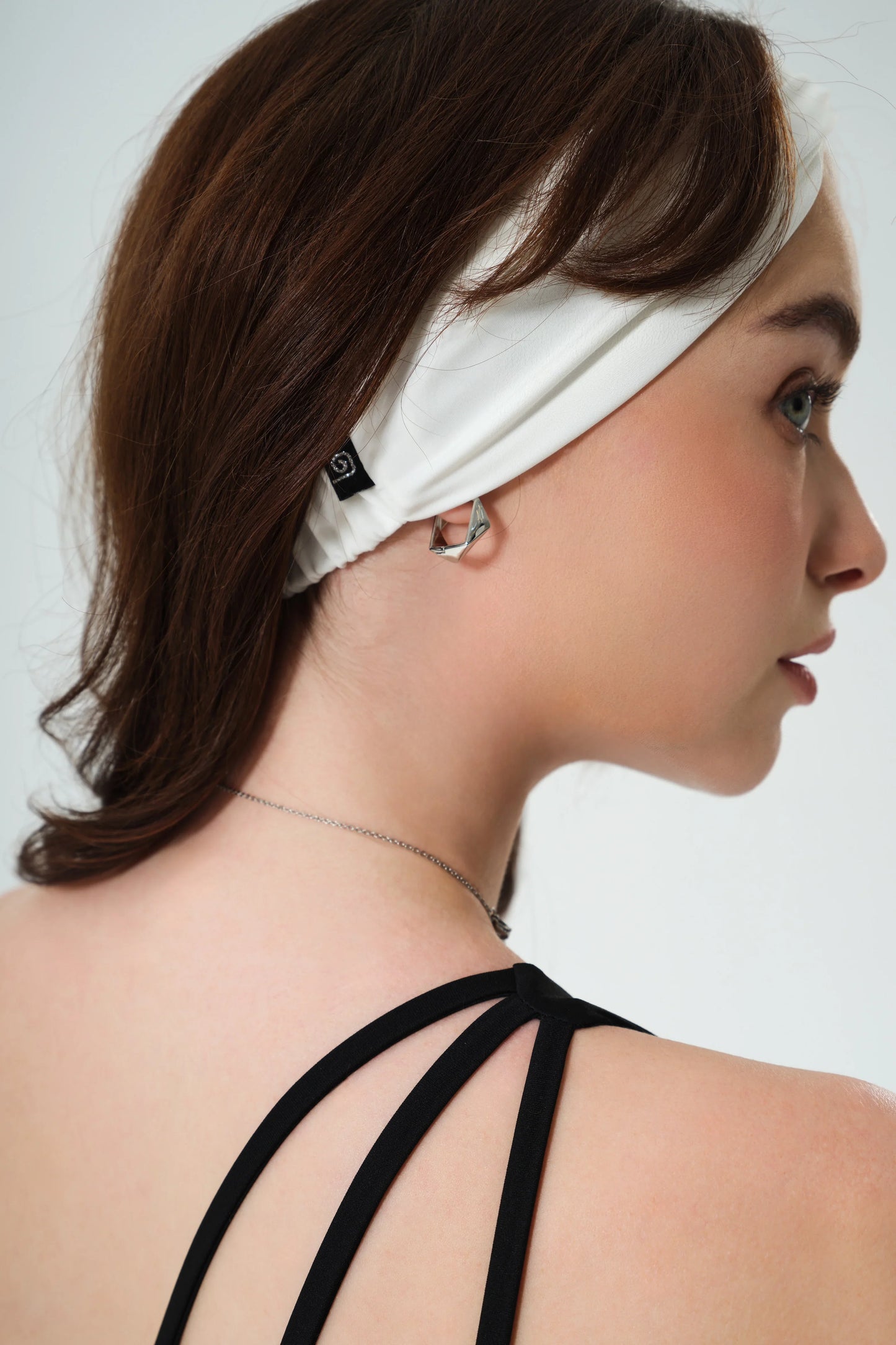 Twist Knot Headband - White - Olaben - Headwear