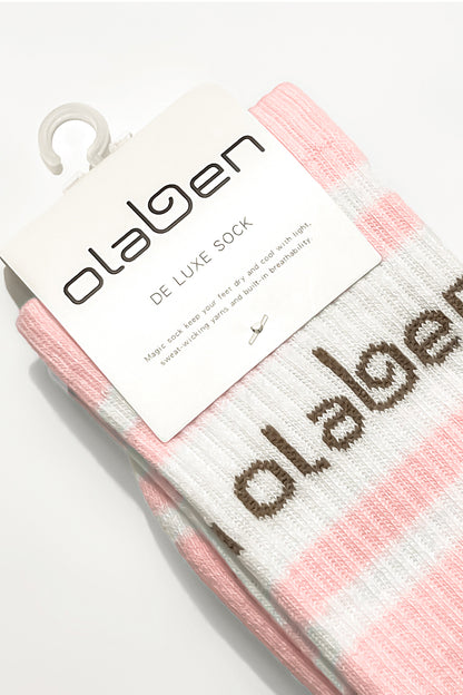 Cozine quarter sock in pink color option.