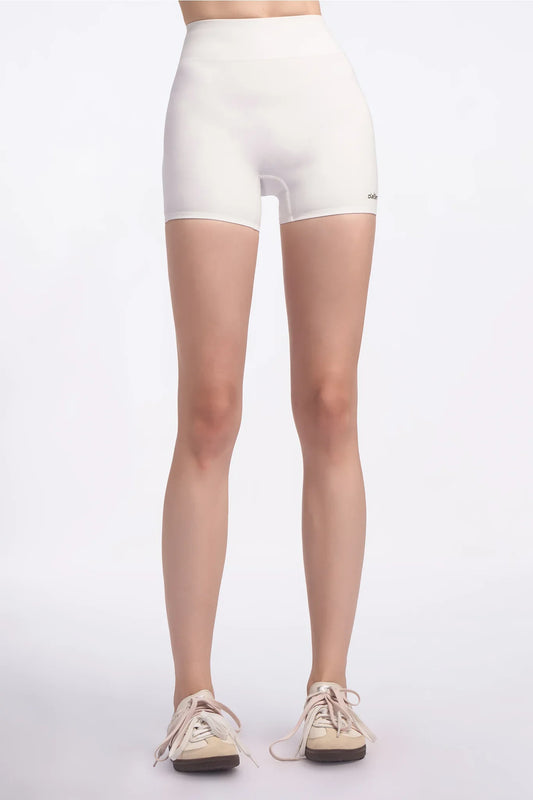Evo Freedom Shorts - Off White - Olaben