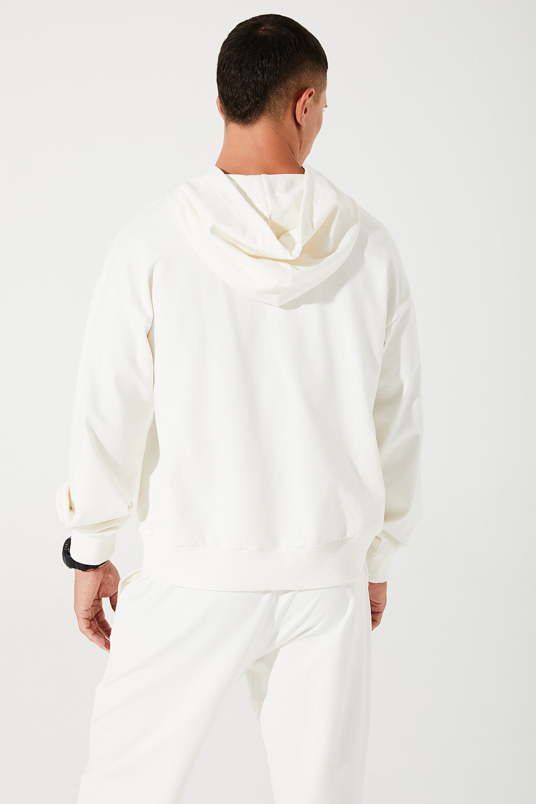 White men's hoodie with cropped top design, perfect for a stylish and casual look.