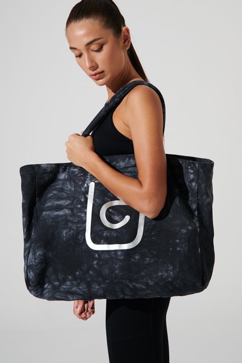 Stylish black shopper tote bag for fashion-forward individuals - OW-0160-UBA-BK.