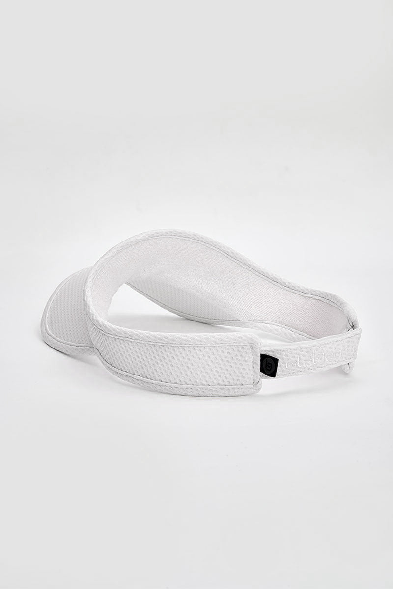 White headwear with visor and cap, perfect for a stylish and sporty look.
