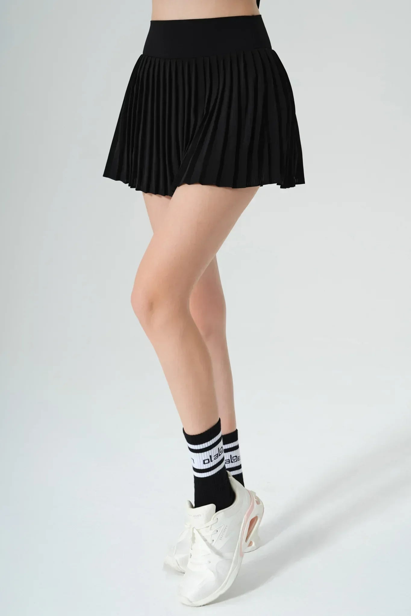 Emelie Define Jacket & Elite Pleated Skirt - Black - Olaben - Bundle