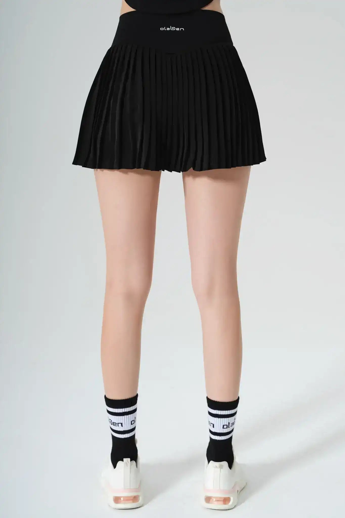 Elite Pleated Skirt - Black - Olaben