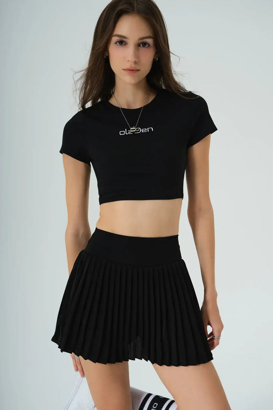 All Day Short Sleeve Crop - Black - Olaben