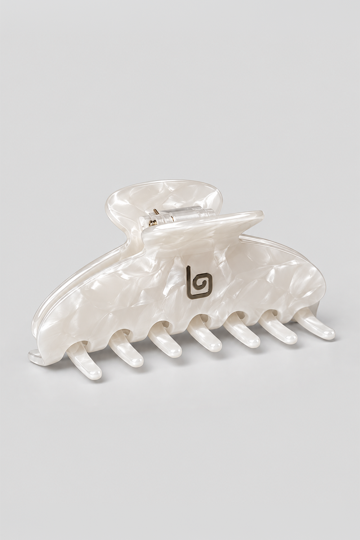 Signature Claw - White