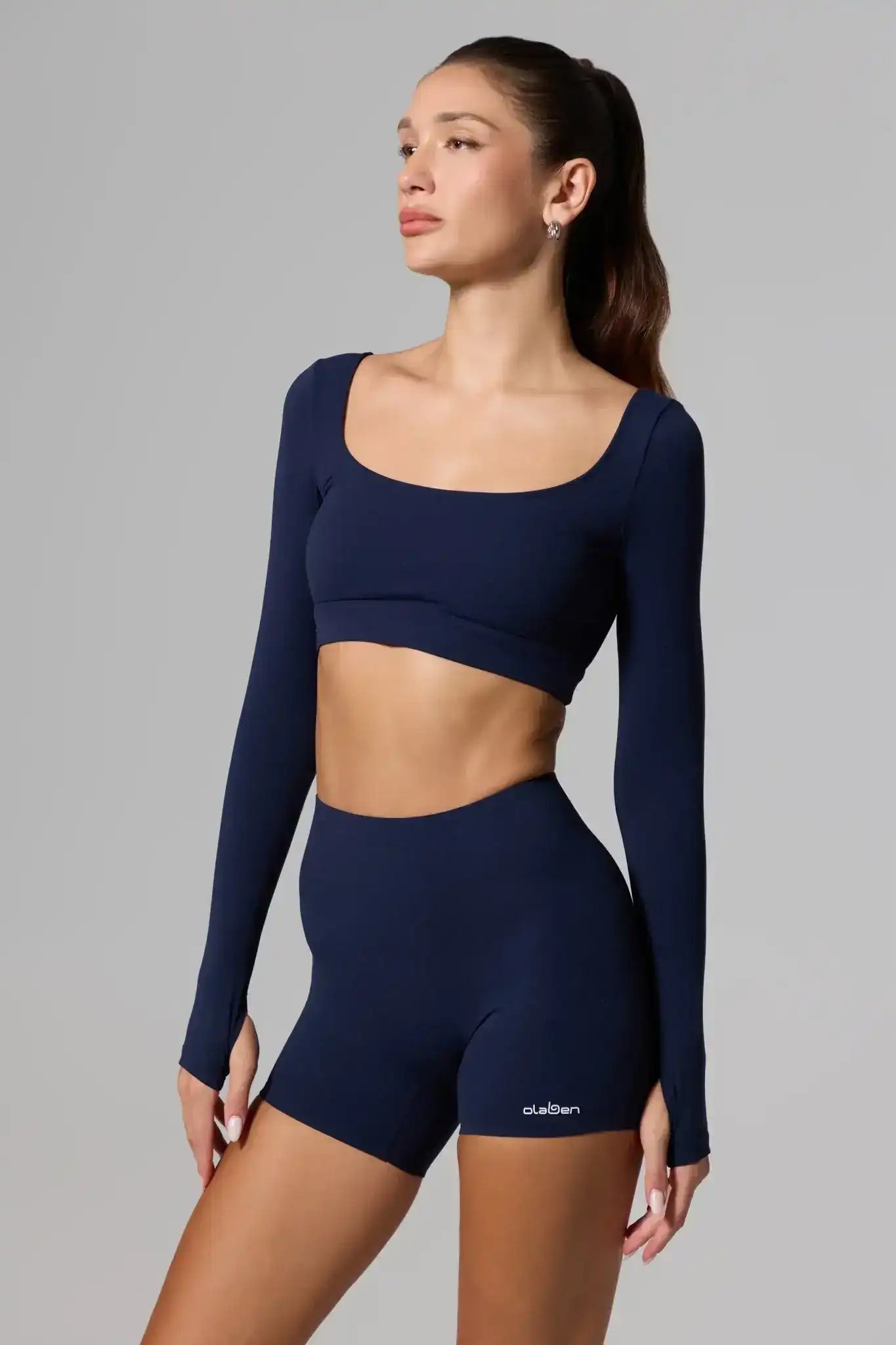 Evo Long Sleeve Crop Top - Navy | Olaben