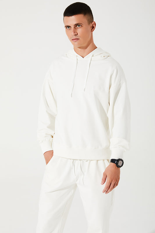 White men's hoodie with cropped top design, perfect for casual and trendy outfits.