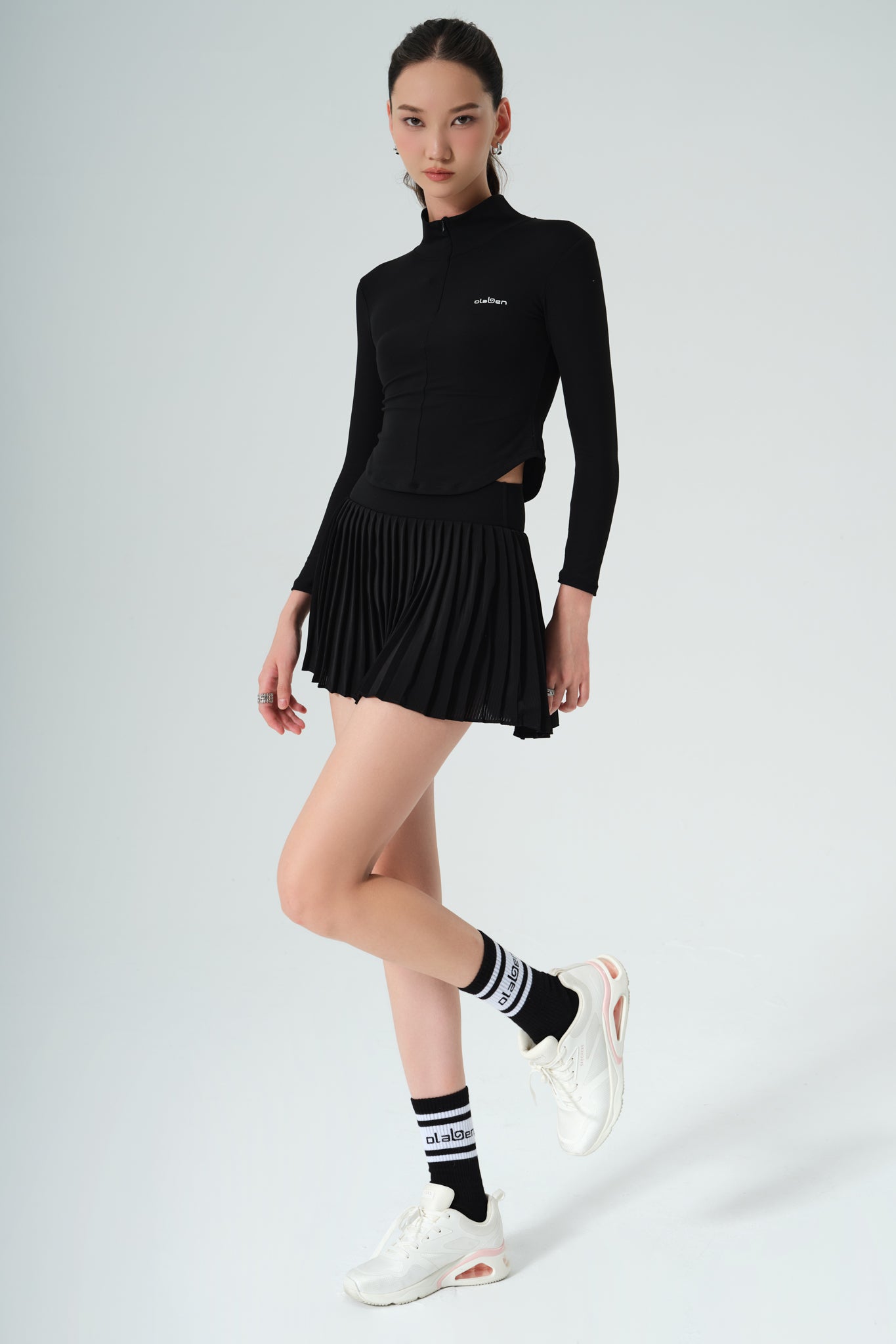 Elite Pleated Skirt - Black