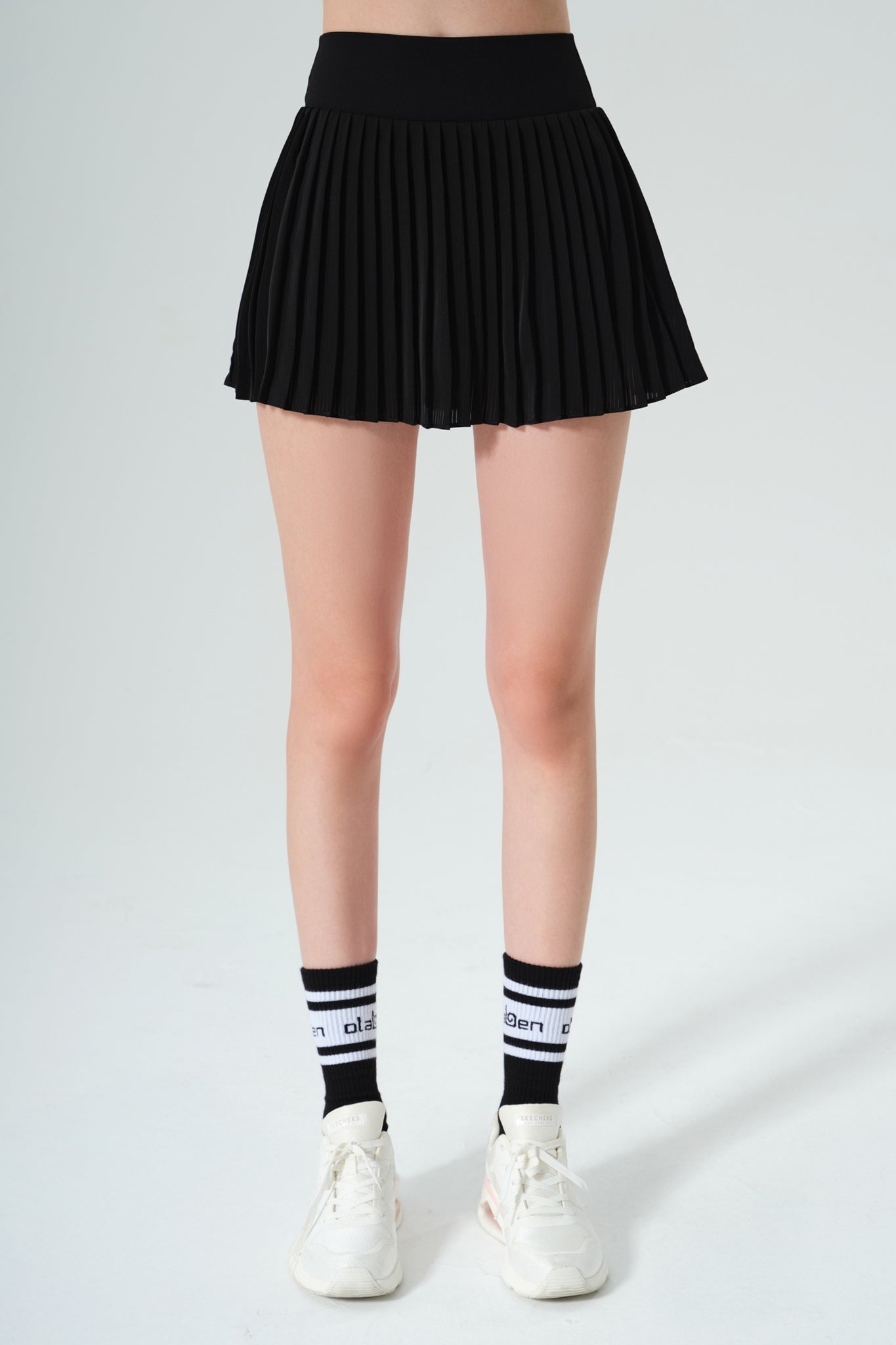 Elite Pleated Skirt - Black