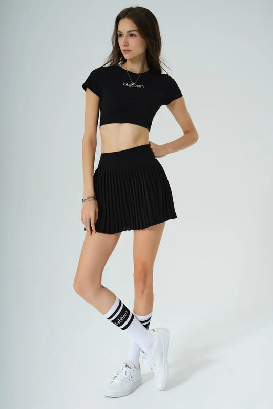 All Day Short Sleeve Crop - Black - Olaben