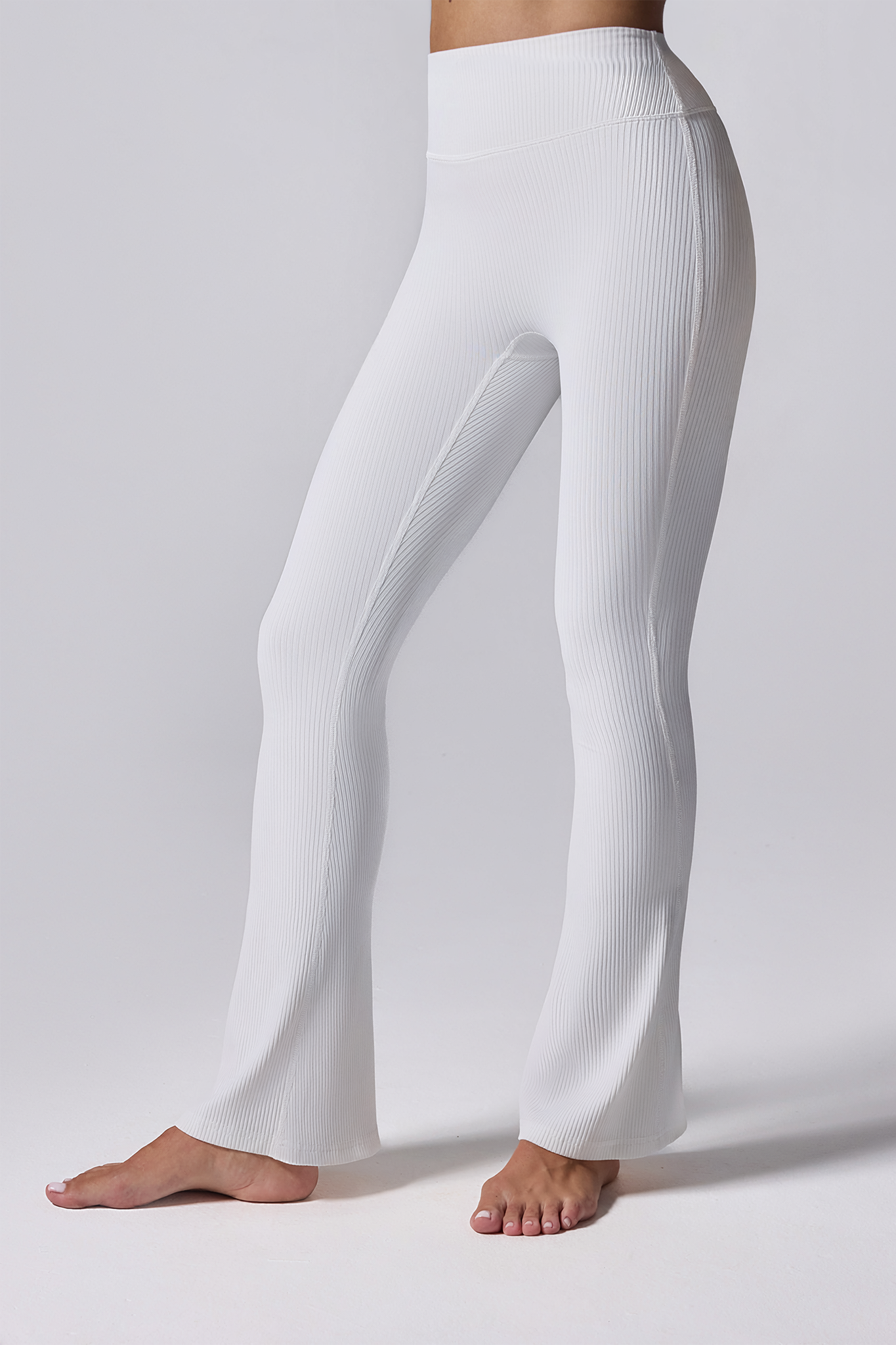 Olaben Ribbed Flare Leggings in White, Ribbed fabric