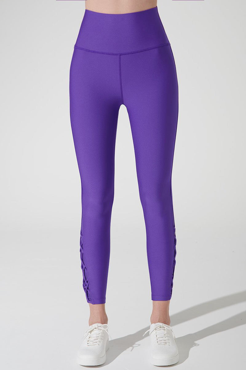 High-waist royal purple leggings for women, perfect for a stylish and comfortable look.
