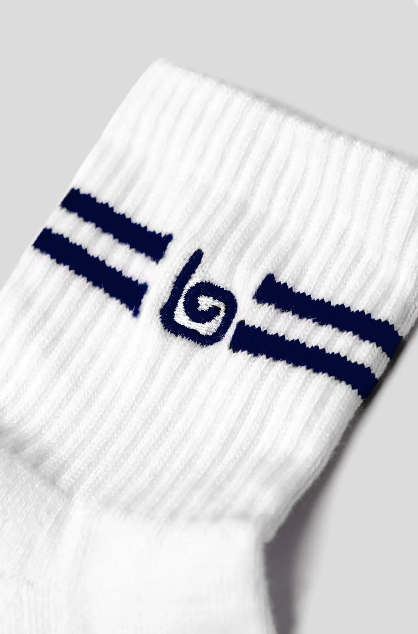Striped Quarter Socks - White / Navy