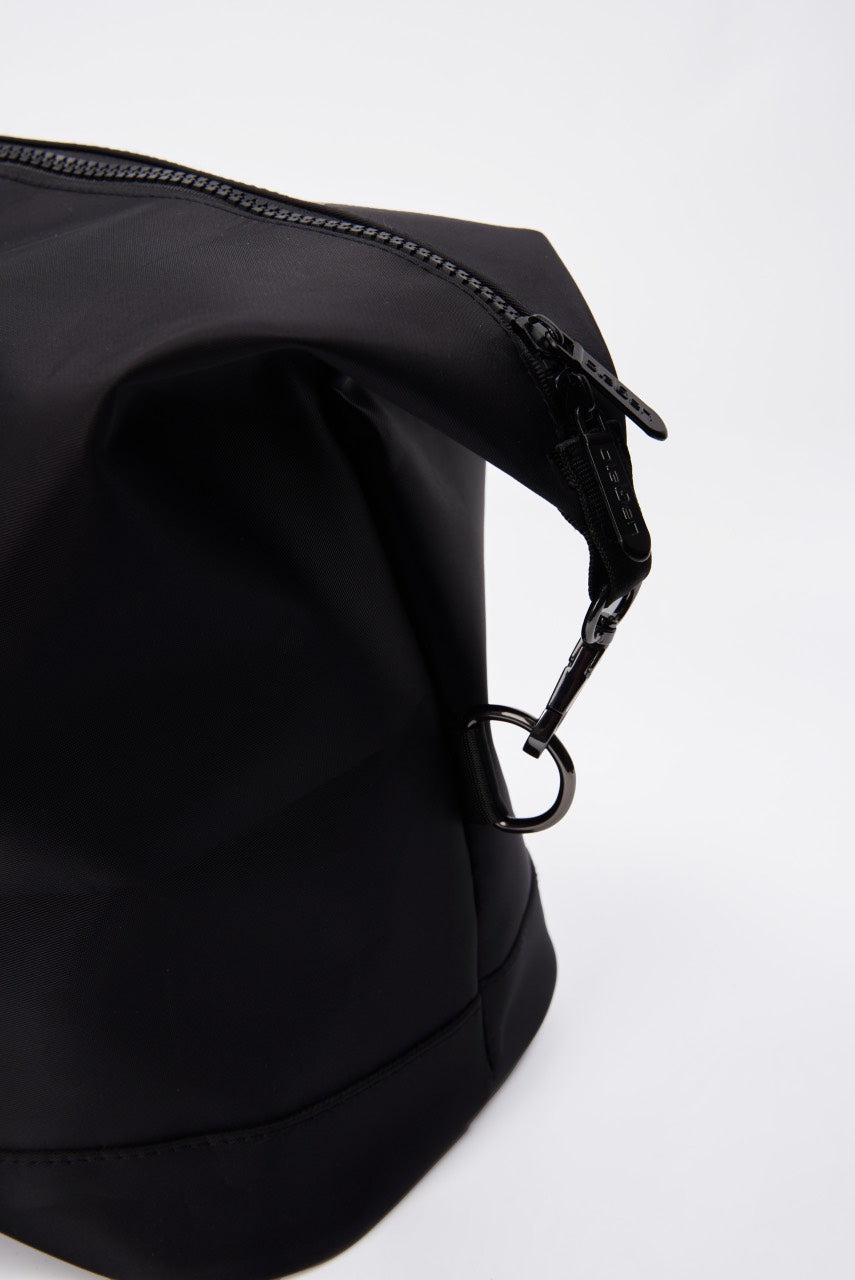Black duffle bag with multiple compartments and a sleek design - OW-0147-UBA-BK_3.jpg