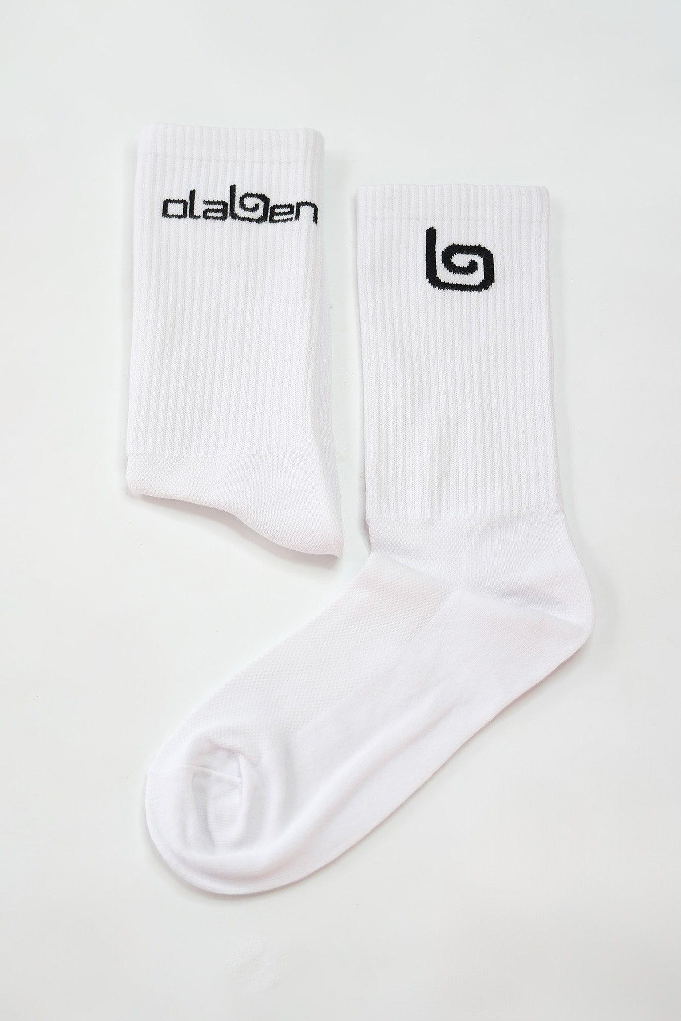 Olaben Quarter Socks - White