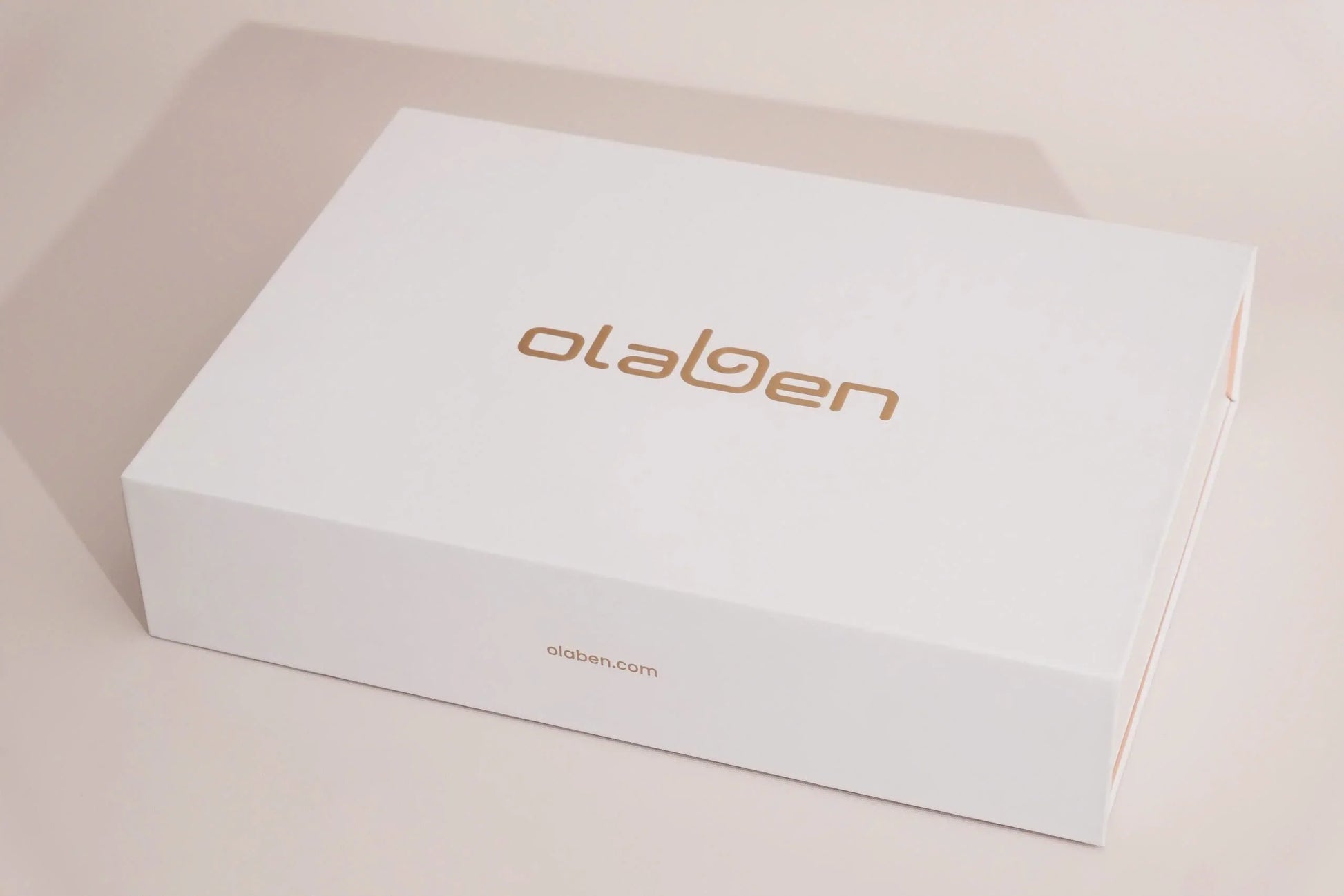 Olaben Holiday Box - White - Olaben